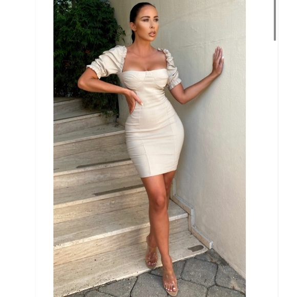 Mini Dress - Picture 4 of 8